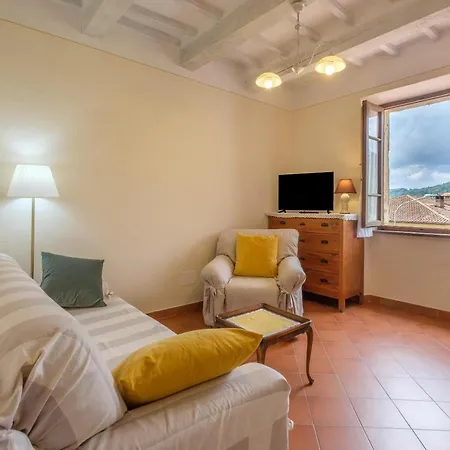 La Casa di Sheila * Le Piazze